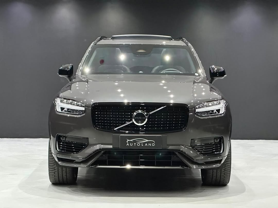 VOLVO XC90 T8 RECHARGE ULTRA DARK AWD GEARTRONIC - Imagem 9