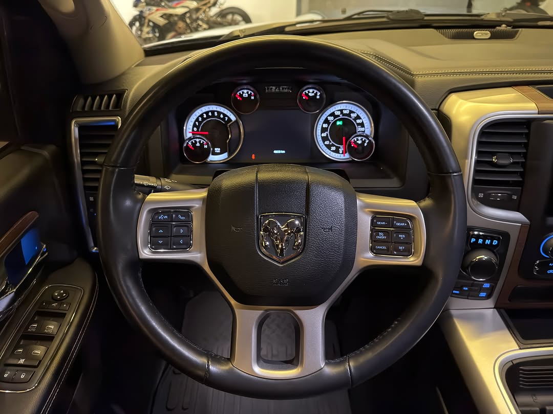 RAM 1500 LARAMIE - Imagem 11