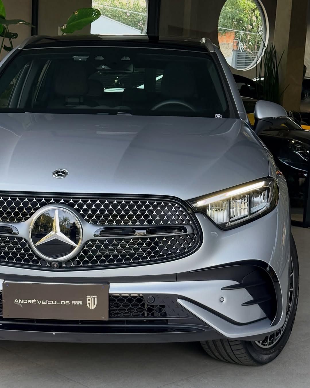 MERCEDES-BENZ GLC 300 AMG LINE - Imagem 9