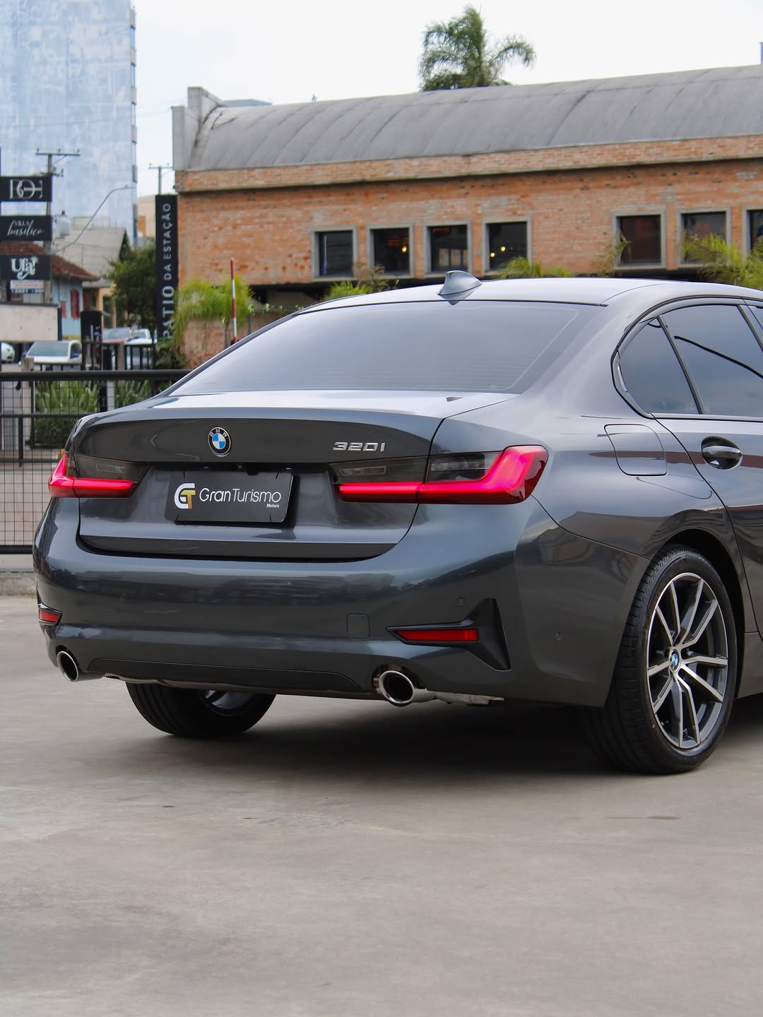 BMW 320I SPORT GP - Imagem 4