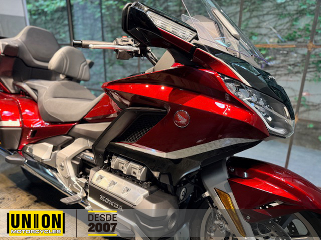 HONDA GL1800 GOLD WING TOUR - Imagem 6