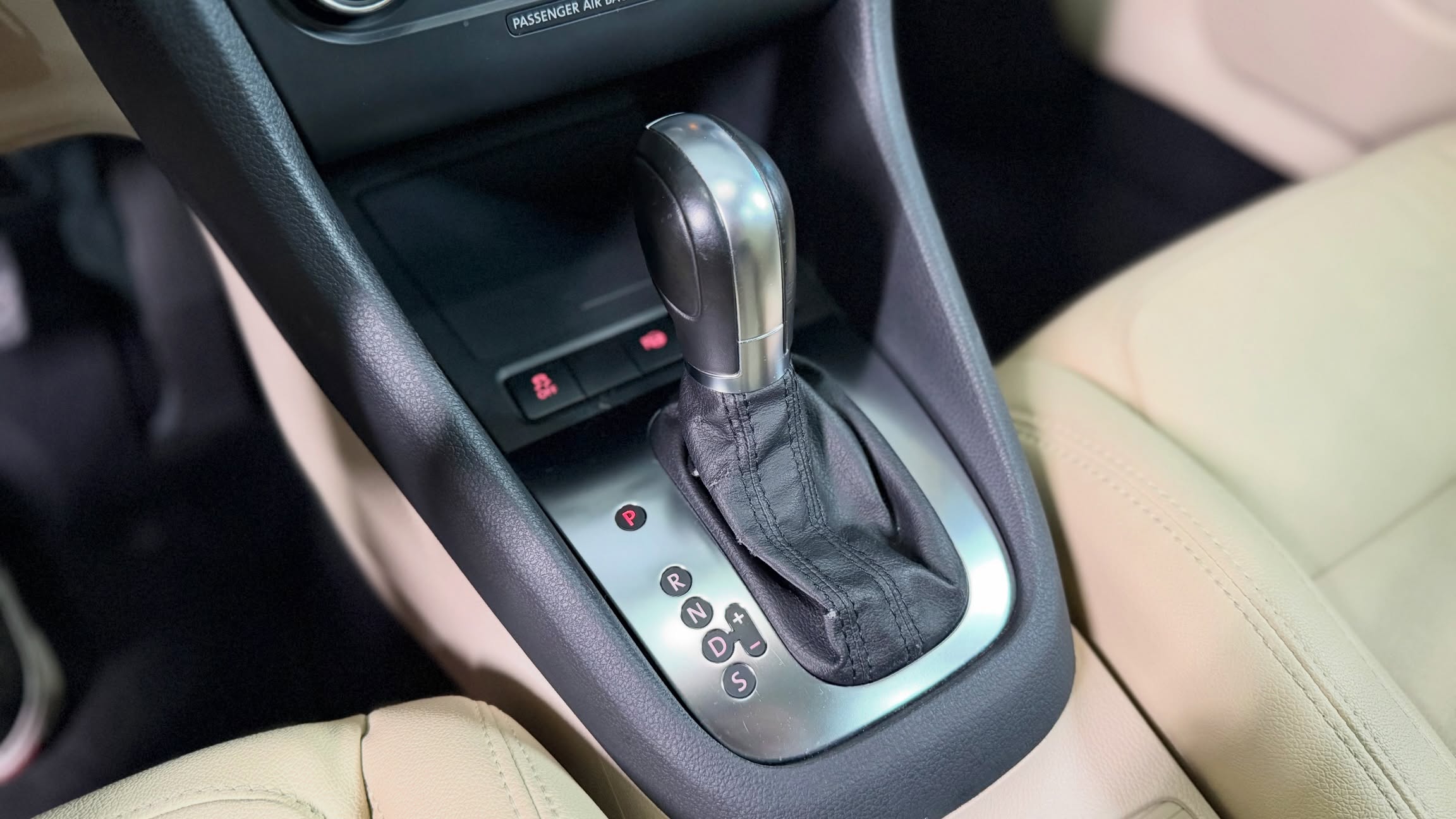 VOLKSWAGEN JETTA VARIANT - Imagem 14