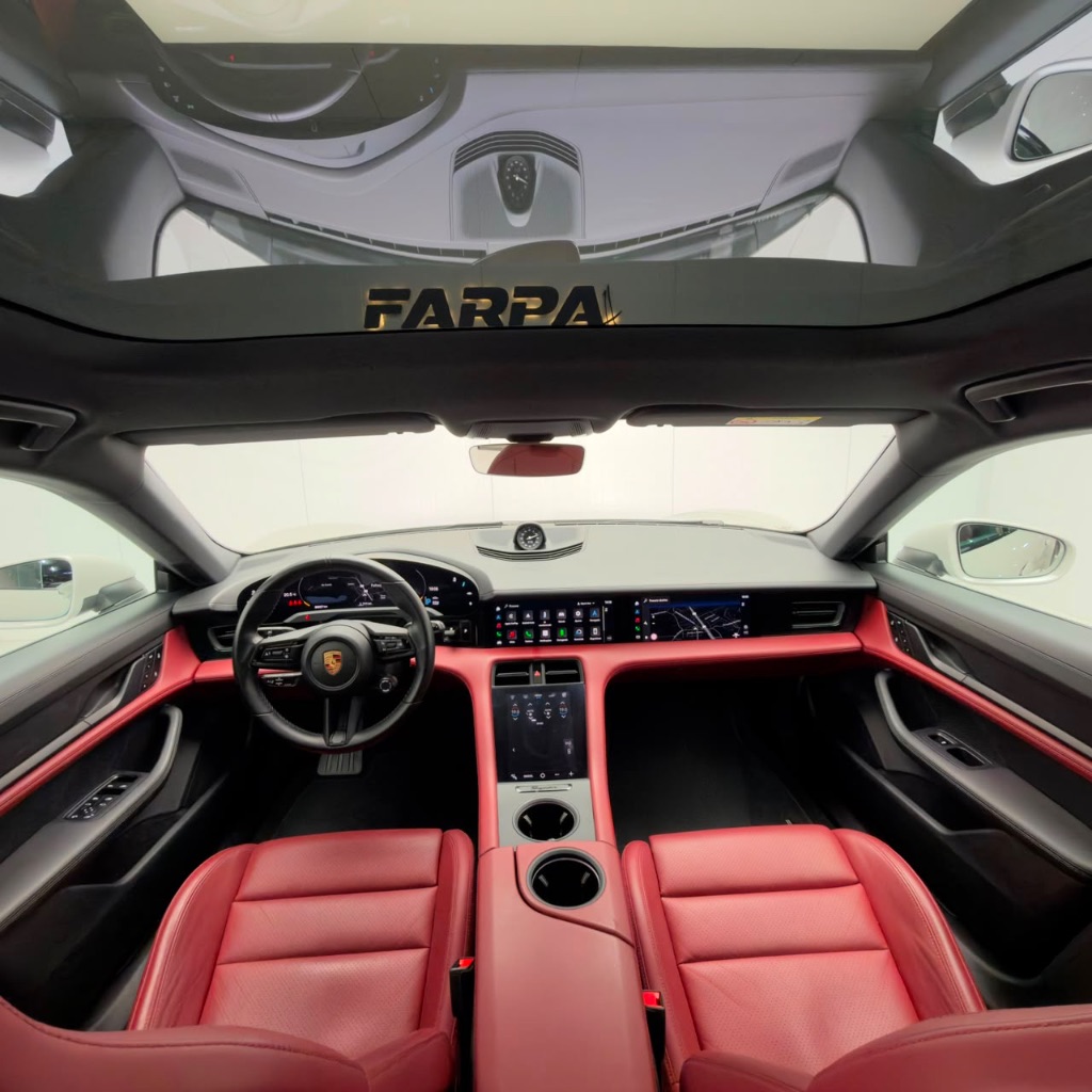 PORSCHE TAYCAN 4 CROSS TURISMO - Imagem 10