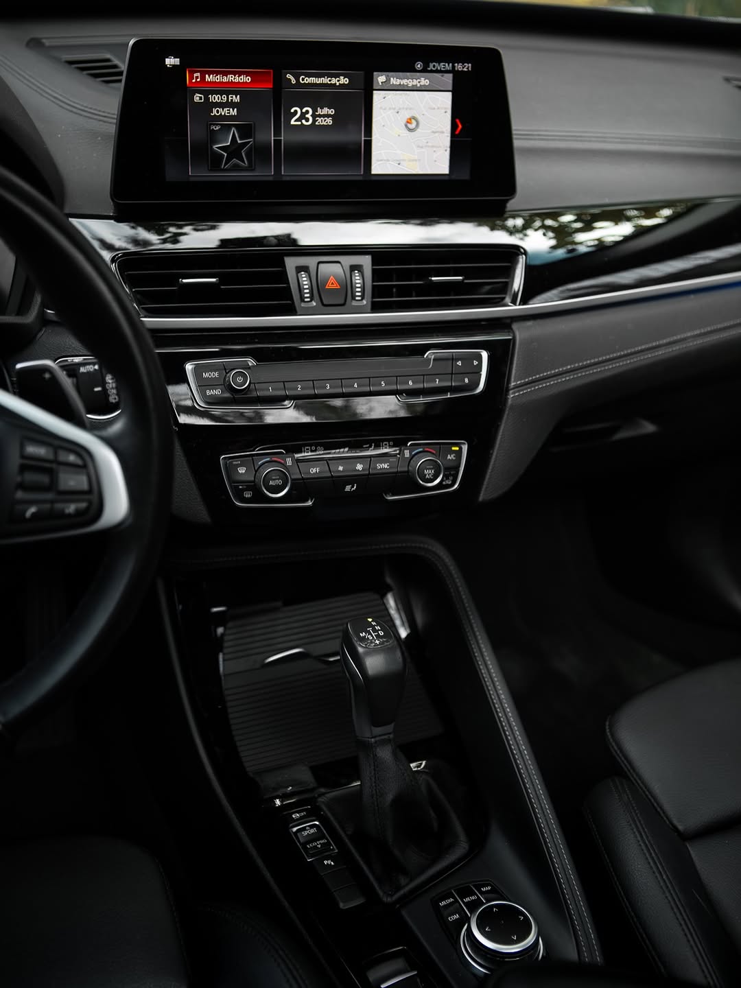 BMW X1 X-LINE - Imagem 13