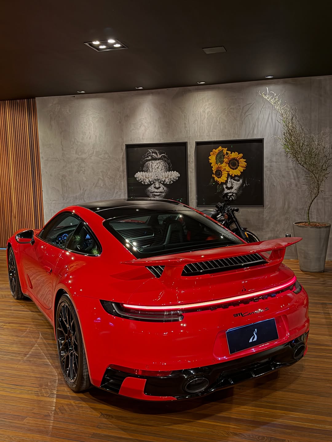 PORSCHE 911 CARRERA S - Imagem 1