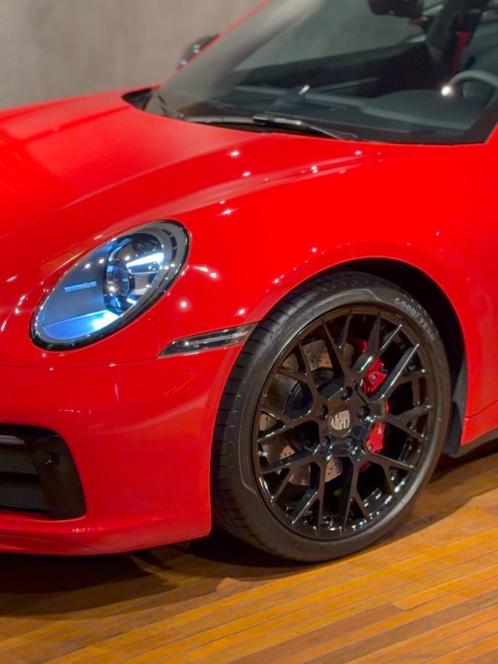 PORSCHE 911 CARRERA S - Imagem 10