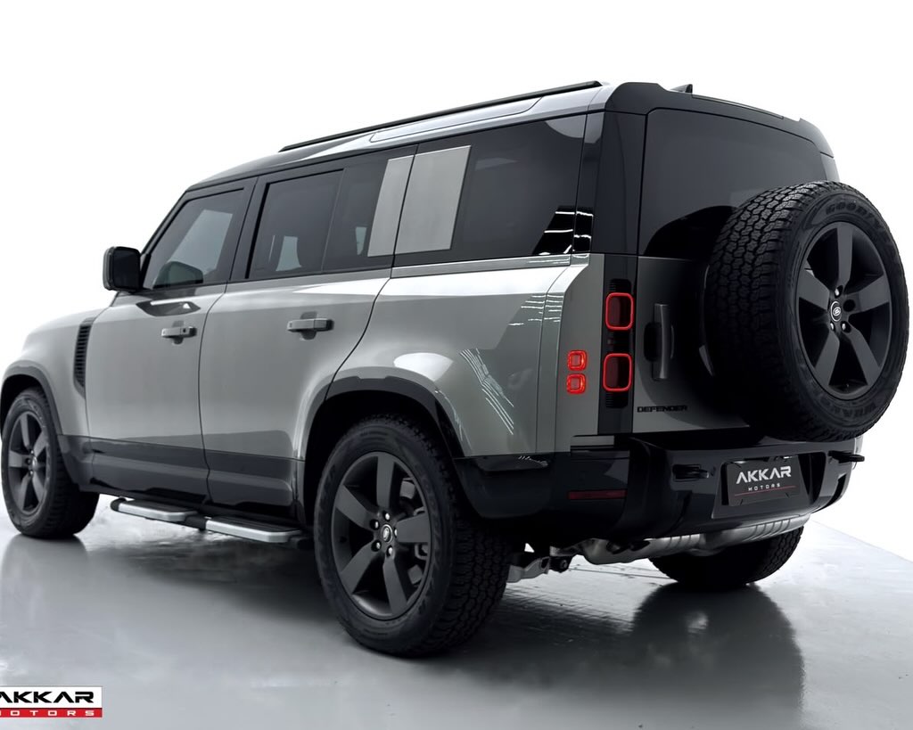 LAND ROVER DEFENDER X-DYNAMIC HSE - Imagem 9