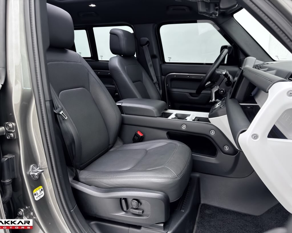 LAND ROVER DEFENDER X-DYNAMIC HSE - Imagem 10