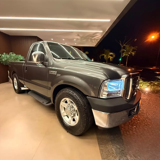 FORD F-250 XL-L - Imagem 3