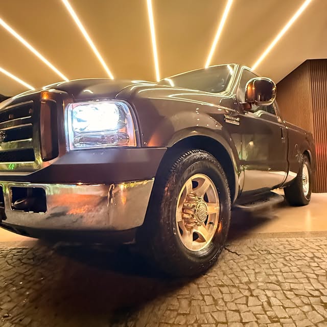 FORD F-250 XL-L - Imagem 5