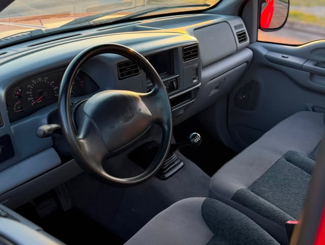 FORD F-250 XL-L - Imagem 10