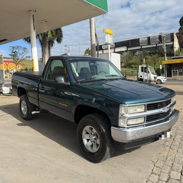 CHEVROLET SILVERADO - Imagem 1