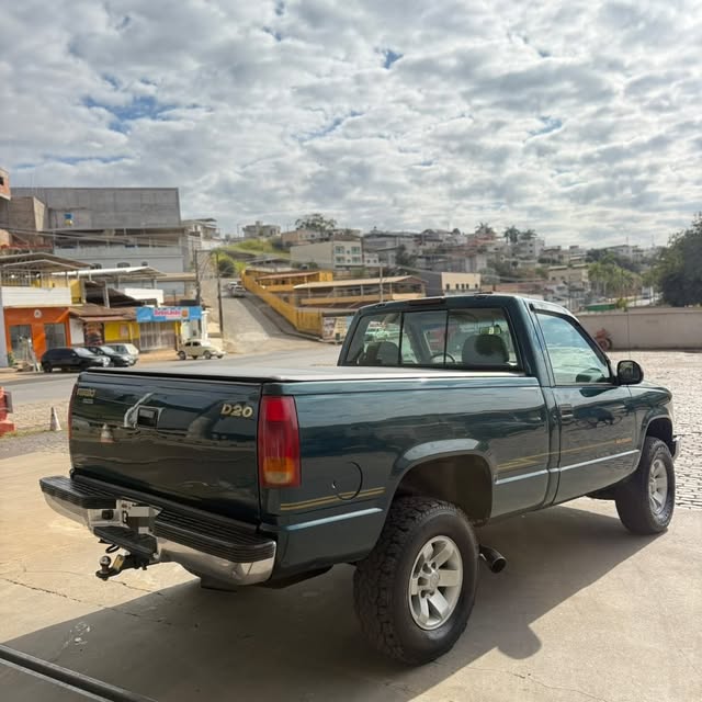 CHEVROLET SILVERADO - Imagem 5