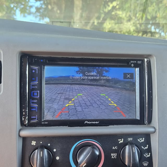 FORD F-250 XLT-L - Imagem 13
