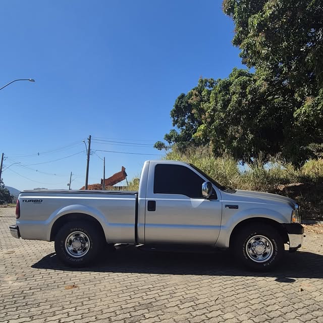 FORD F-250 XLT-L - Imagem 7