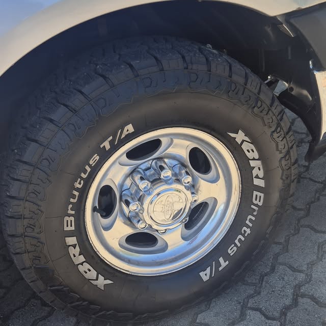 FORD F-250 XLT-L - Imagem 10