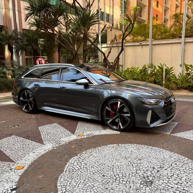 AUDI RS6 - Imagem 3