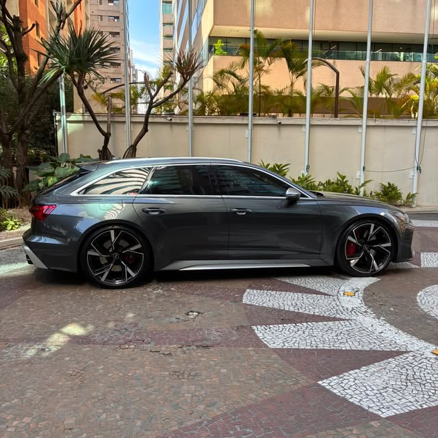AUDI RS6 - Imagem 4