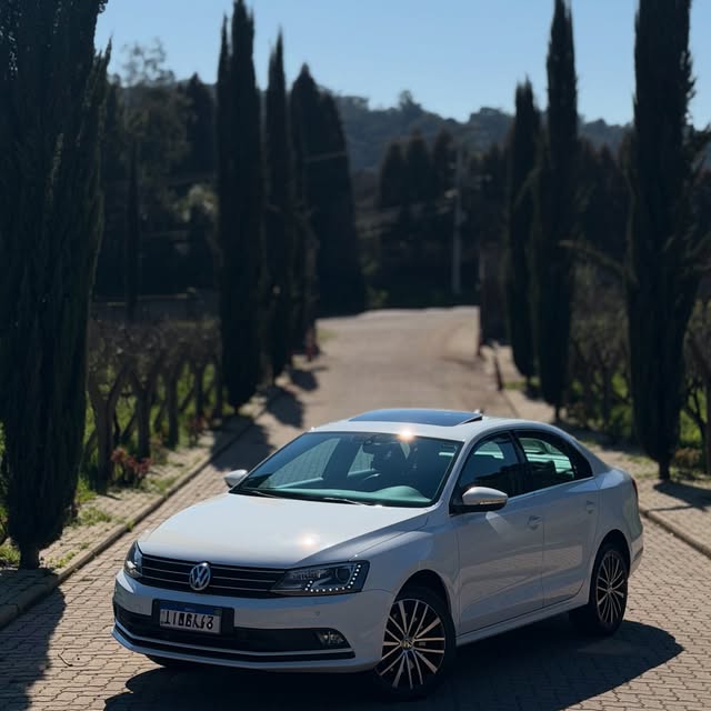 VOLKSWAGEN JETTA 2.0 TSI - Imagem 17