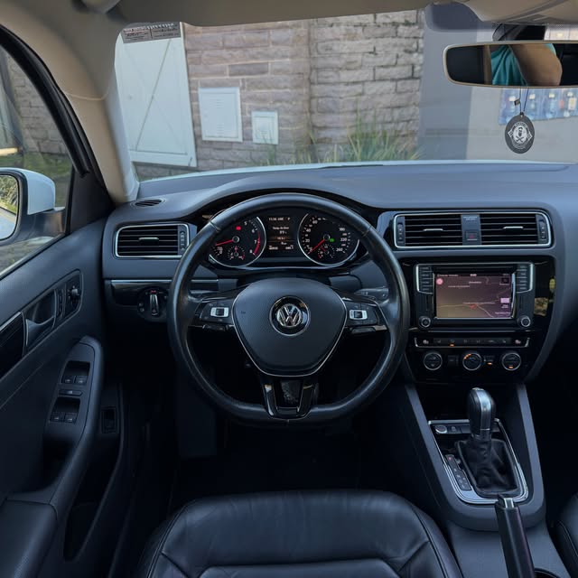 VOLKSWAGEN JETTA 2.0 TSI - Imagem 9