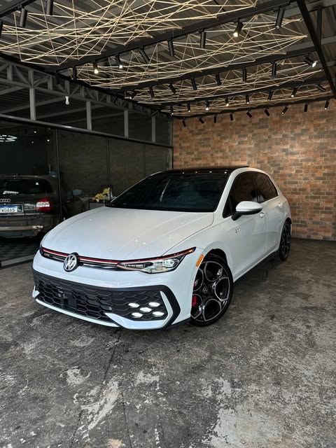 VOLKSWAGEN GOLF GTI AUTOBAHN - Imagem 8