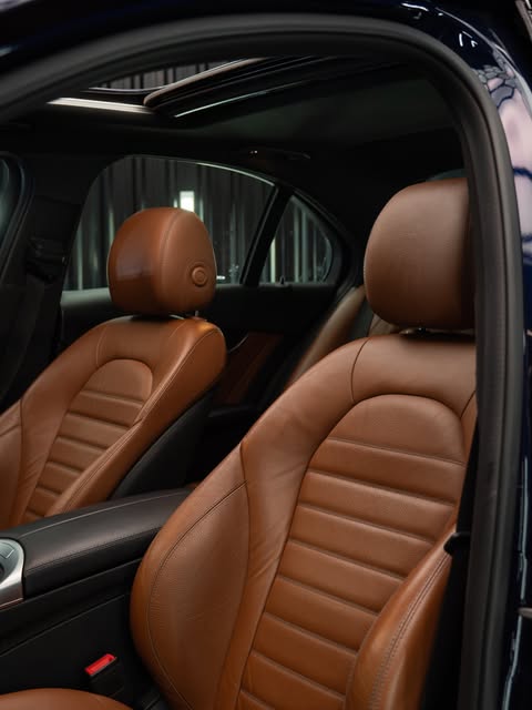MERCEDES-BENZ C300 SPORT - Imagem 15
