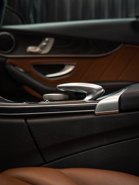 MERCEDES-BENZ C300 SPORT - Imagem 9