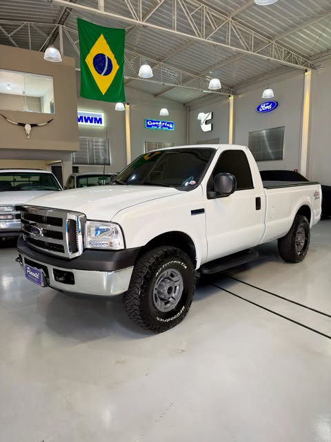 FORD F-250 XLT - Imagem 1