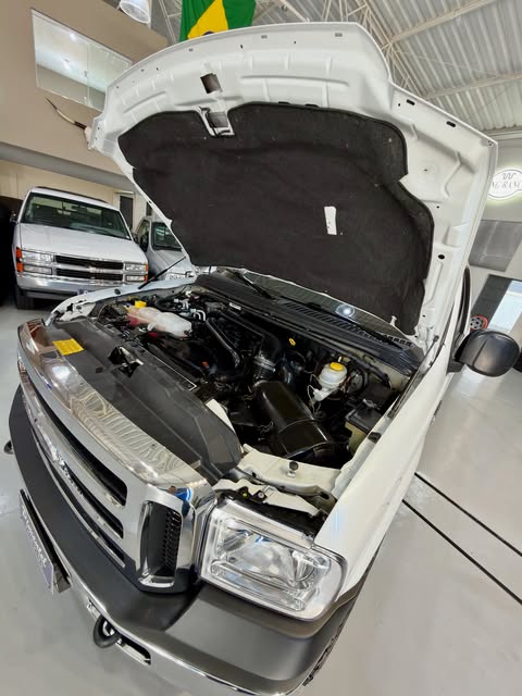 FORD F-250 XLT - Imagem 13
