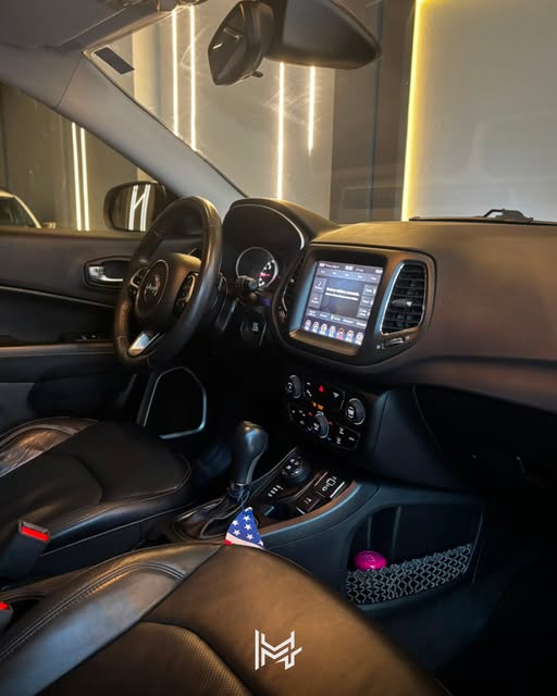 JEEP COMPASS LONGITUDE - Imagem 4
