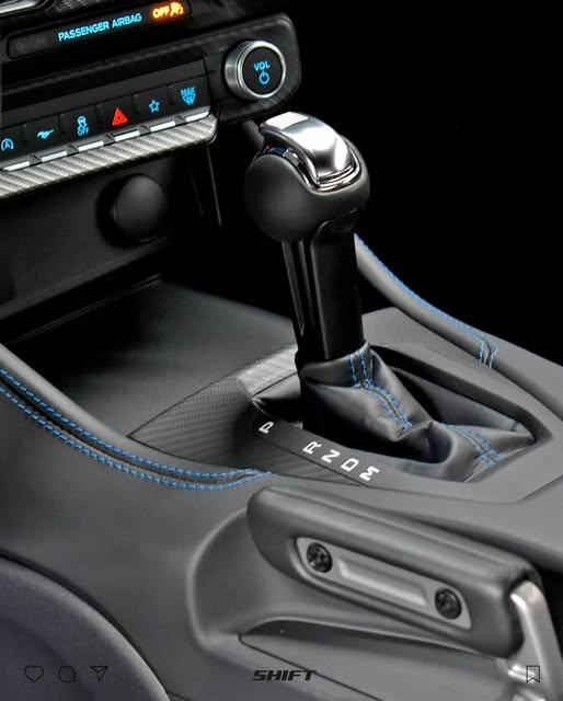 FORD MUSTANG DARK HORSE - Imagem 9