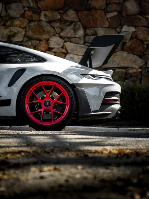 PORSCHE 911 GT3 RS - Imagem 5