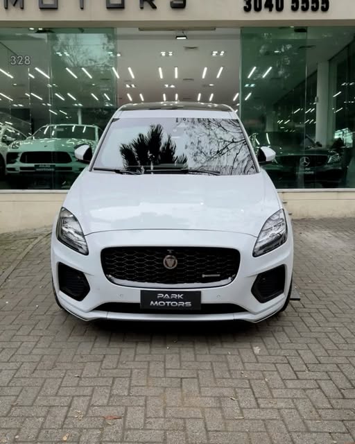 JAGUAR E-PACE R-DYNAMIC S P250 - Imagem 3