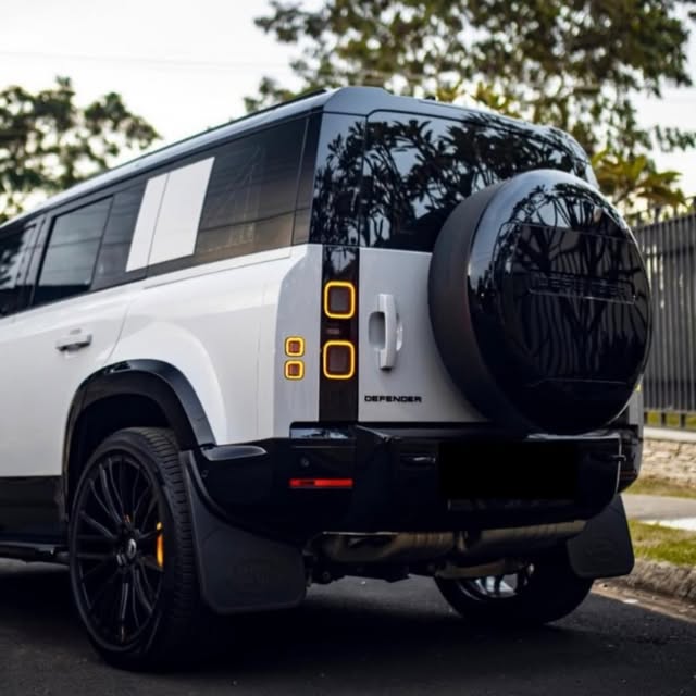 LAND ROVER DEFENDER X-DYNAMIC HSE - Imagem 5