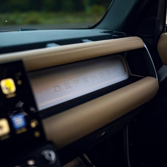 LAND ROVER DEFENDER X-DYNAMIC HSE - Imagem 8