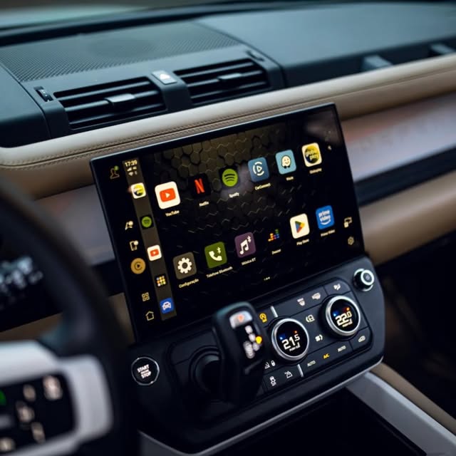 LAND ROVER DEFENDER X-DYNAMIC HSE - Imagem 10