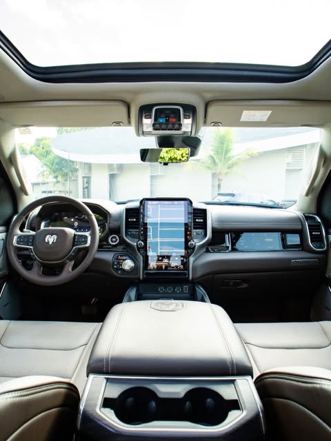RAM 1500 LARAMIE - Imagem 11