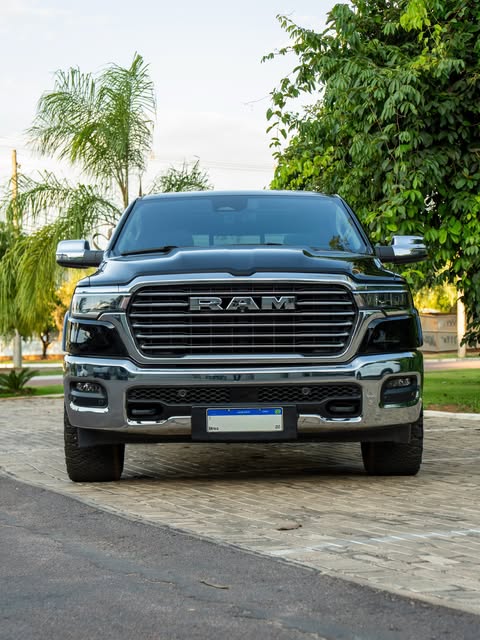 RAM 1500 LARAMIE - Imagem 3
