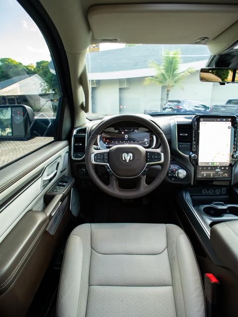 RAM 1500 LARAMIE - Imagem 8