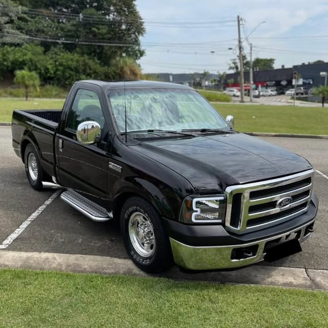 FORD F-250 XLT-L - Imagem 1