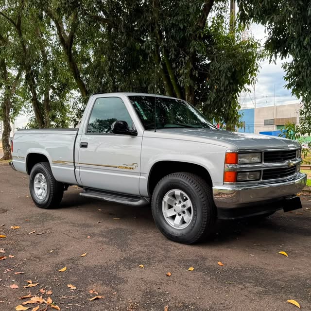 CHEVROLET SILVERADO - Imagem 2