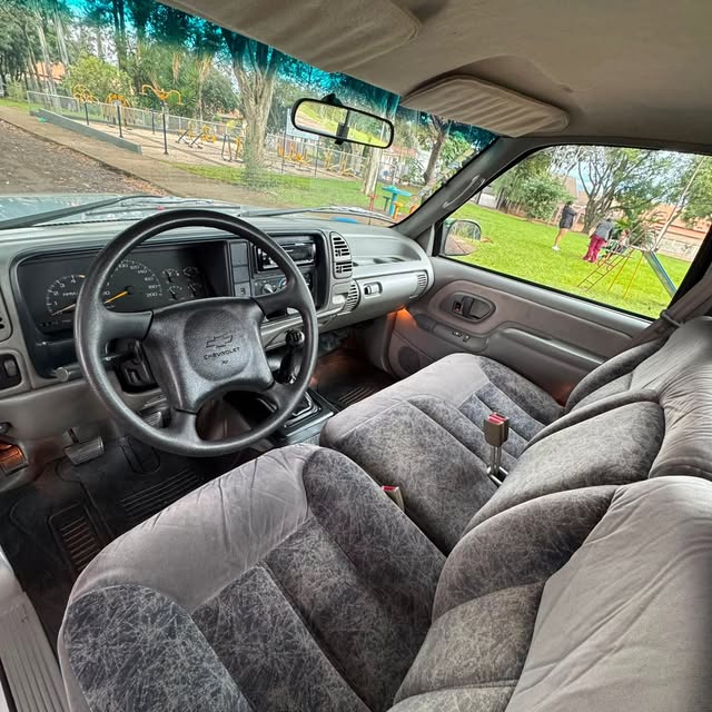 CHEVROLET SILVERADO - Imagem 9