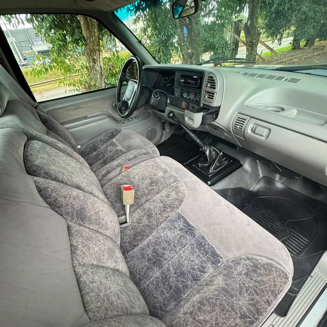 CHEVROLET SILVERADO - Imagem 10