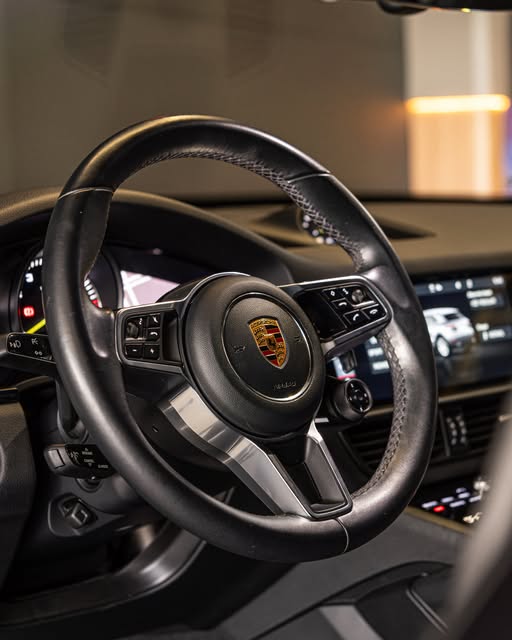 PORSCHE CAYENNE - Imagem 10