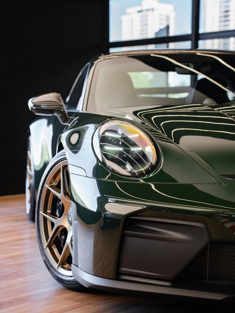 PORSCHE 911 GT3 TOURING - Imagem 7