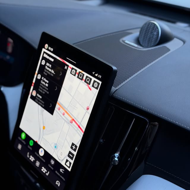 VOLVO XC60 T8 HYBRID ULTRA DARK - Imagem 12