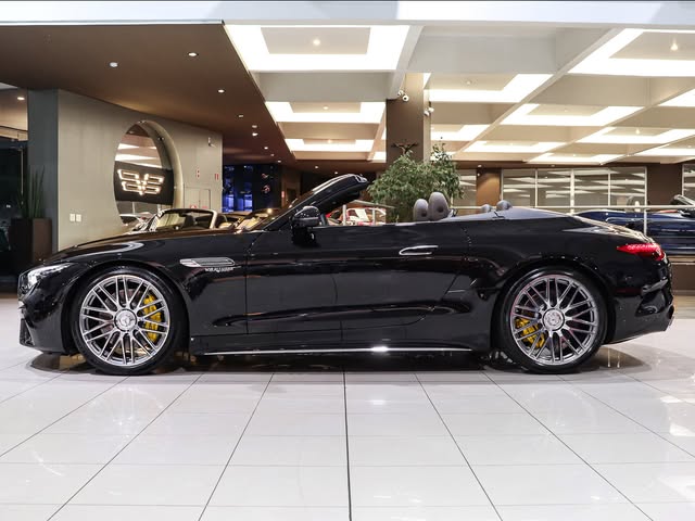 MERCEDES-BENZ SL 63 AMG - Imagem 2