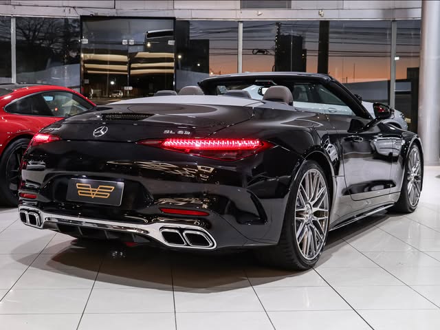 MERCEDES-BENZ SL 63 AMG - Imagem 4