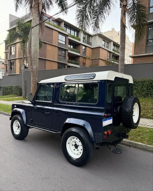 LAND ROVER DEFENDER - Imagem 7
