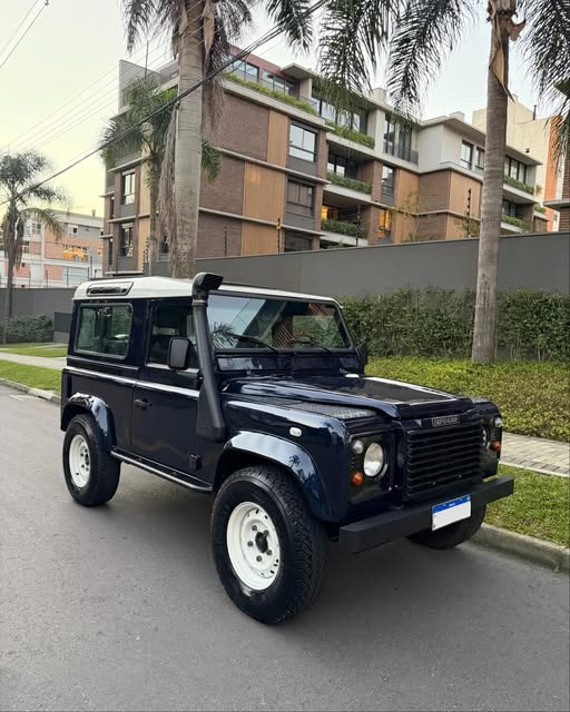 LAND ROVER DEFENDER - Imagem 8